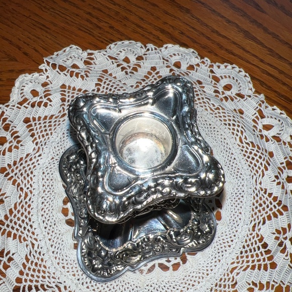 Vintage Silver Plated BP Ornate Candle Holder - Picture 4 of 12